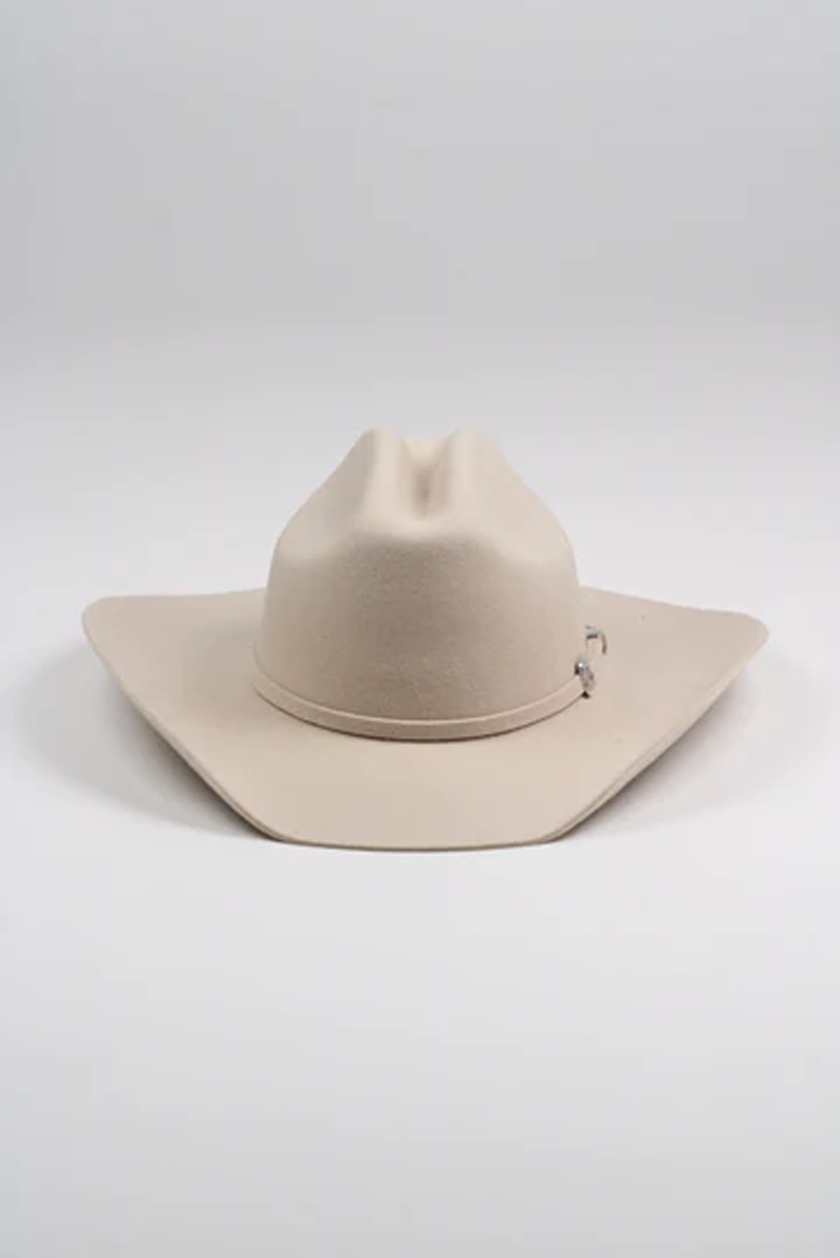 Wan's Western (Cream)